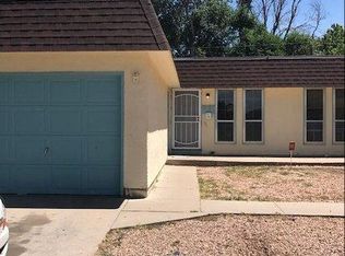 2022 Vinewood Ln, Pueblo, CO 81005