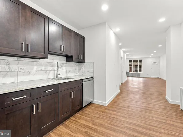 35 N Edgewood St, Philadelphia, PA 19139