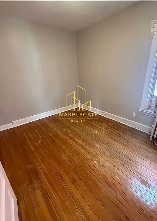 Building Photo - 145 Sylvan Ave #22A