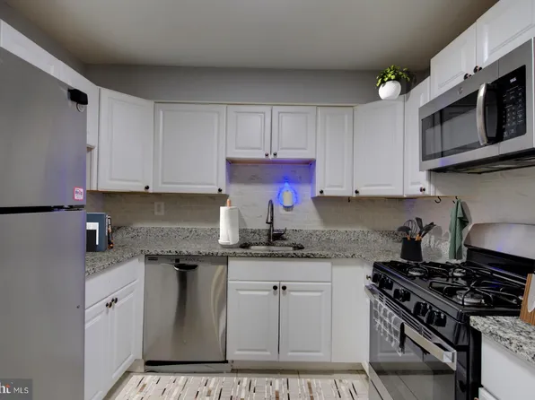 3809 Swann Rd APT T2, Suitland, MD 20746