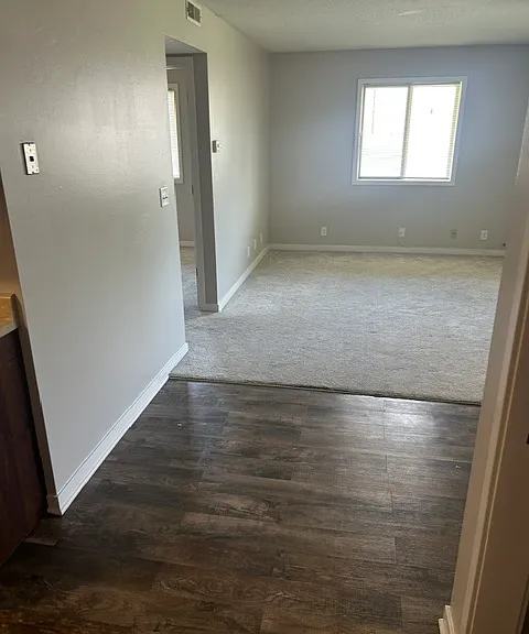 1940 E Donna St #5 — Photo 7