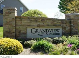 3490 Grandview Crossing Ln, Pfafftown, NC 27040