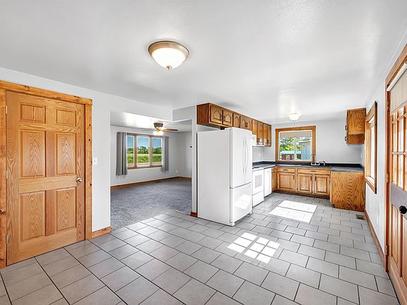 4th image of 4886 Ostrenga Ln