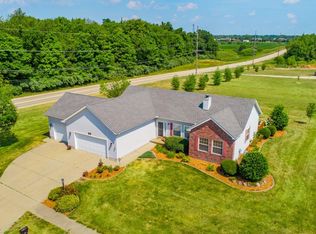504 Lexington Dr, Washington, IL 61571