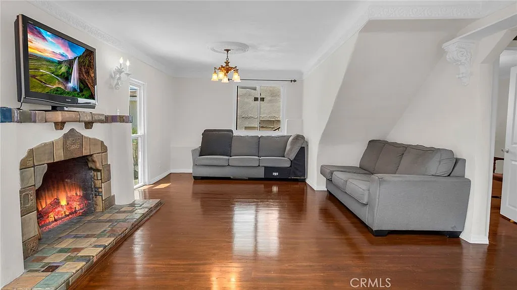 1 bed, 600 sqft, $1,750 — Photo 2