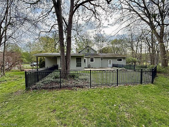 4th image of 6066 Case Rd