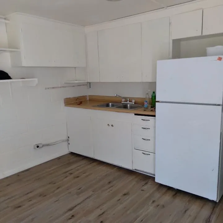 112 NE 5th Ave #4