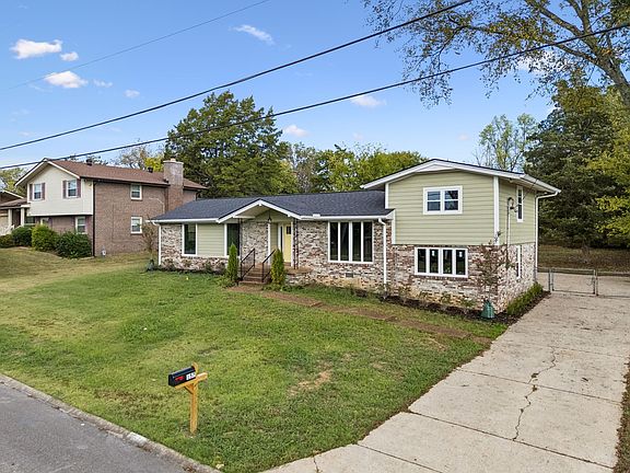 3rd image of 157 Timber Ridge Dr