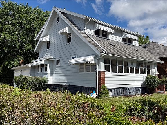 2nd image of 1282 Brown St