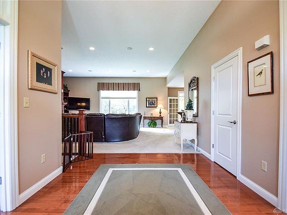 3rd image of 7267 Meeker Creek Dr
