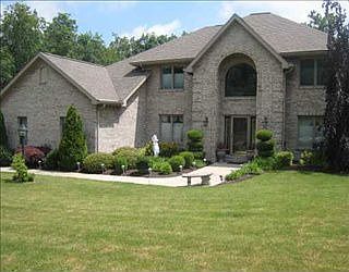 1st image of 10035 Firethorn Dr
