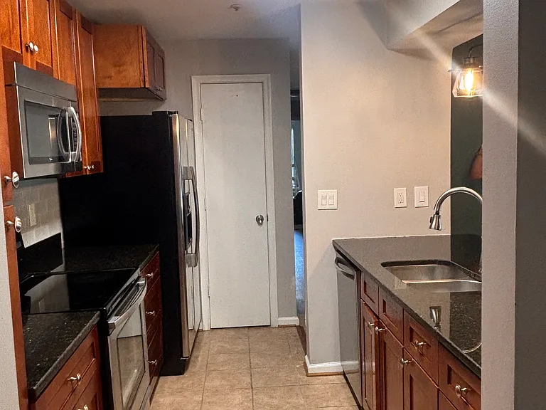 14201 Wolf Creek Pl #6 — Photo 11