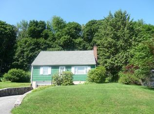 22 High St, Katonah, NY 10536
