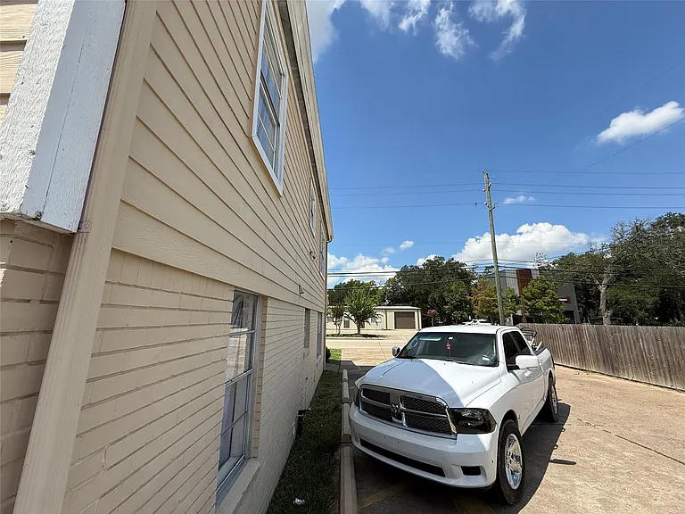 1414 East Ave #A — Photo 16