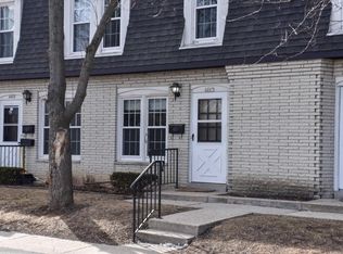 4007 W Cherrywood Ln #4007, Brown Deer, WI 53209