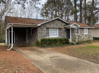 2305 Meadowview Dr, Tupelo, MS 38801