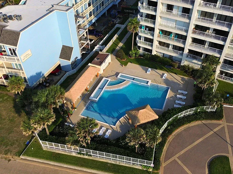 7700 Seawall Blvd #702 — Photo 29