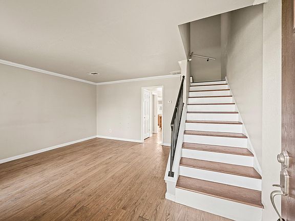 2nd image of 7093 Chasewood Drive