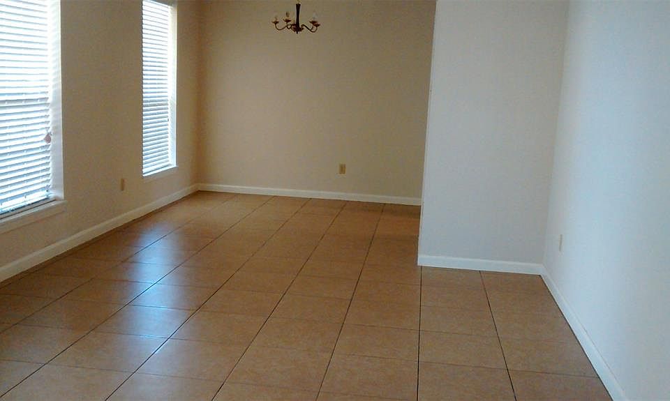 1st image of 11034 Sagevalley Dr