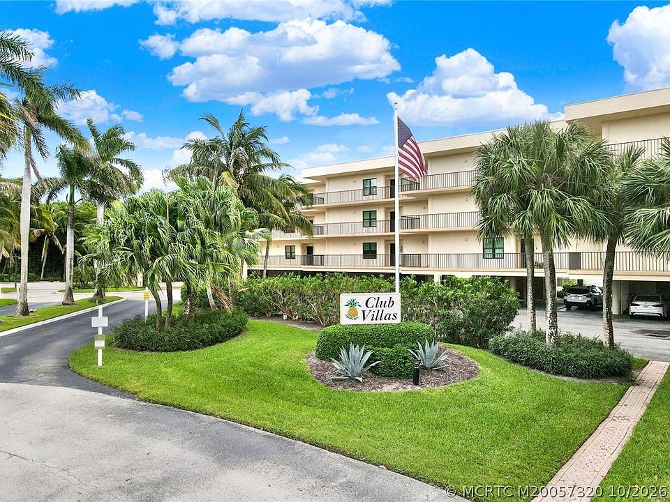 1st image of 221 NE Plantation Rd APT 403