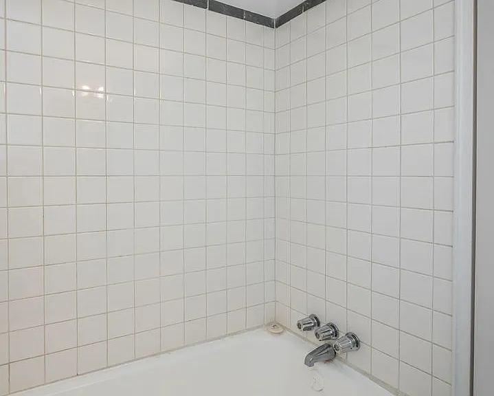 Magnolia Court — Photo 39