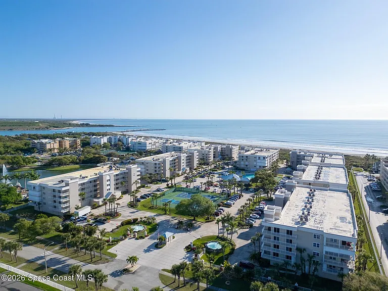 601 Shorewood Dr #G505 — Photo 41