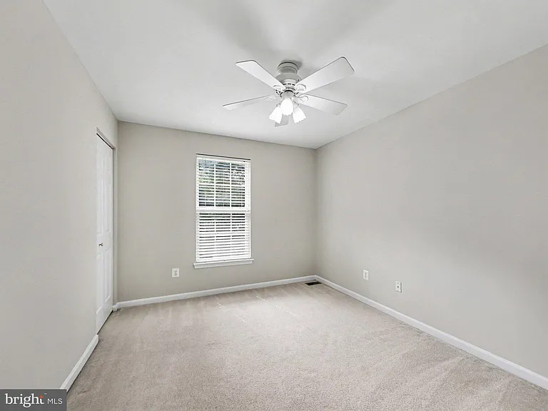 5641 Eppes Island Pl — Photo 13
