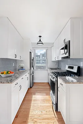 Sold by Compass | media 20