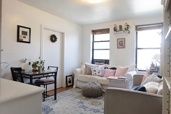 Rented by KYLM, LLC | media 2