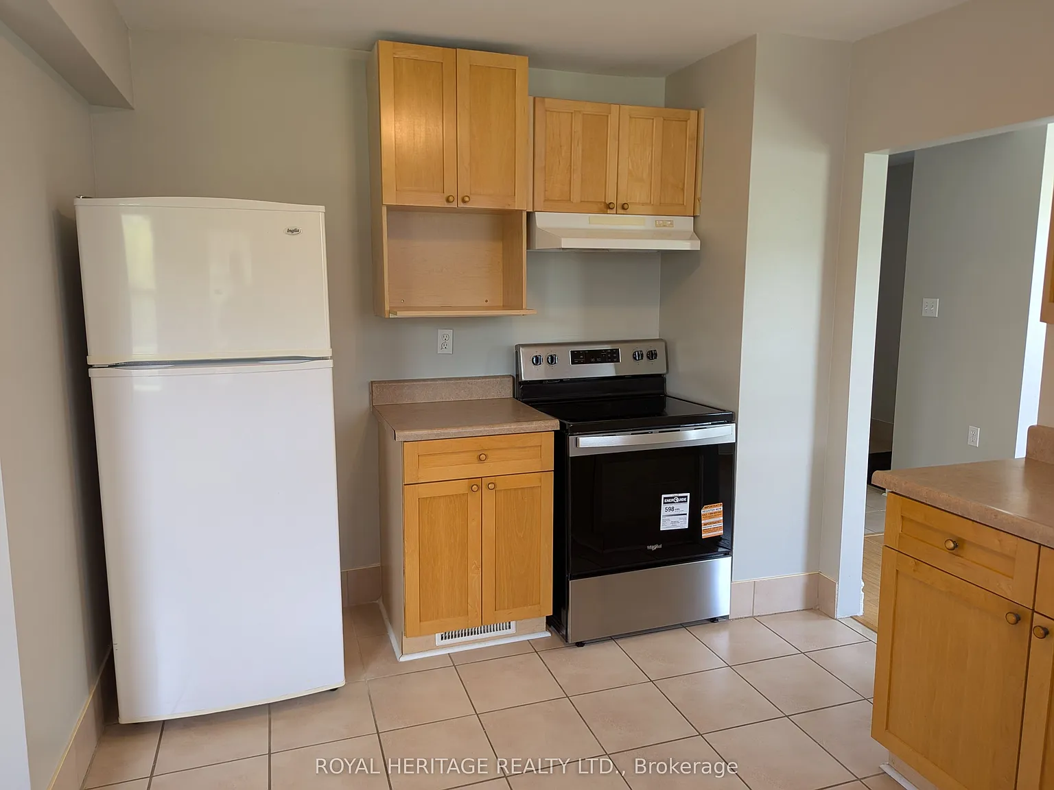 3 bed, $2,495 — Photo 4