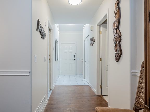 5th image of 20841 Dewdney Trunk Rd #3