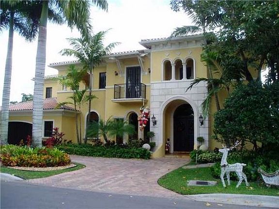 2nd image of 9426 NW 54 Doral Circle Ln