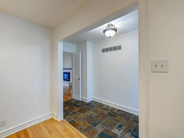 10602 Tioga Ct — Photo 10