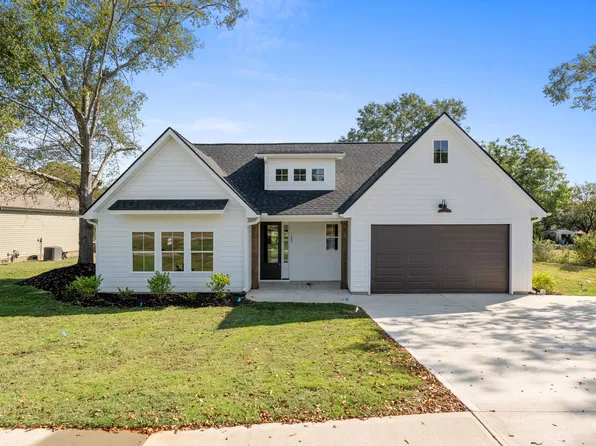 1205 S Main St, Fountain Inn, SC 29644