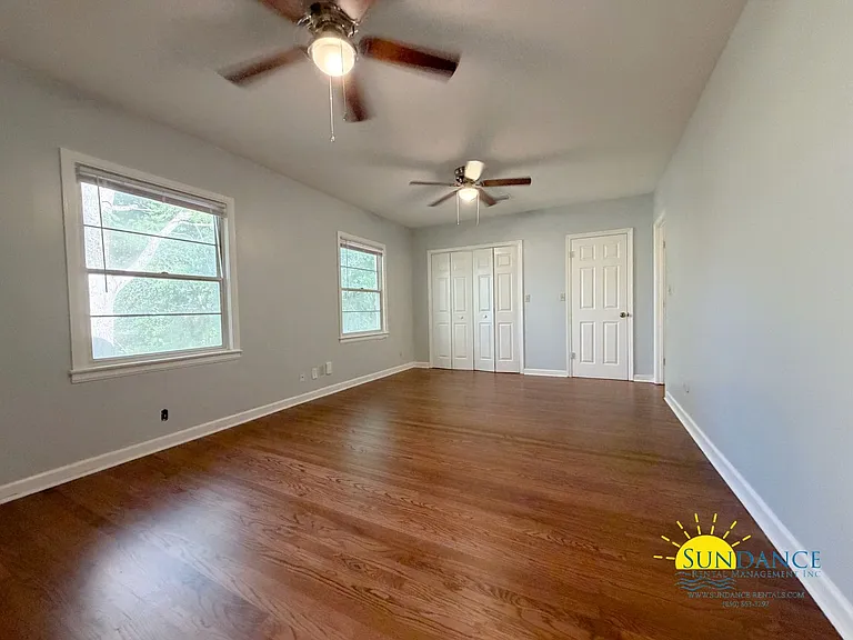 339 Brooks St SE — Photo 10