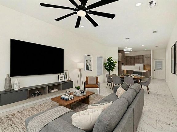 4th image of 230 W Longoria St