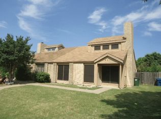832 Westover Dr, Lancaster, TX 75134