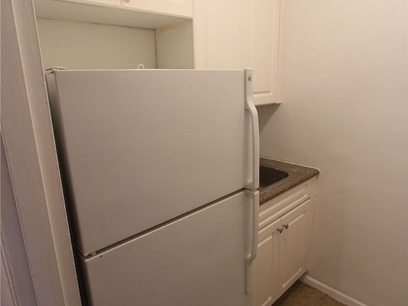 4th image of 14487 41st Ave #503