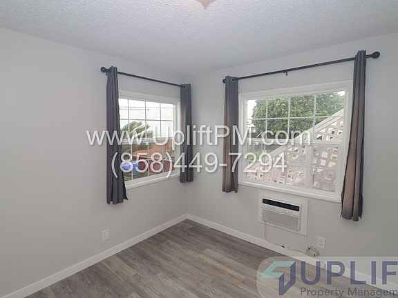 2nd image of 4827 Castle Ave #4831