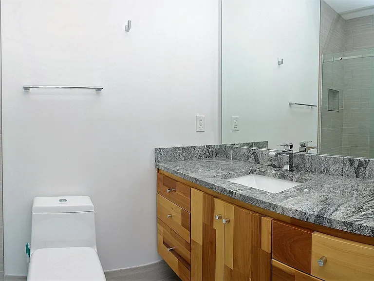 829 N Pennsylvania St #2B — Photo 15