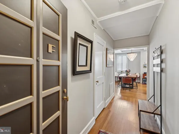 1901 Walnut St APT 14F, Philadelphia, PA 19103