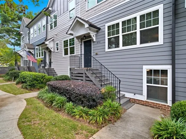 3790 Oxford Cir, Doraville, GA 30340