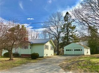 3 Elm St E, Hampden, ME 04444