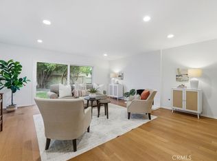 915 S Dennis St, Santa Ana, CA 92704