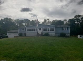 3 Rydell Rd, Andover, NJ 07821