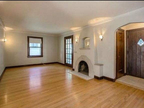 4th image of 7141 McGee St