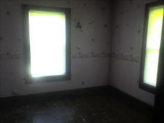 5th image of 610 Miller Ave