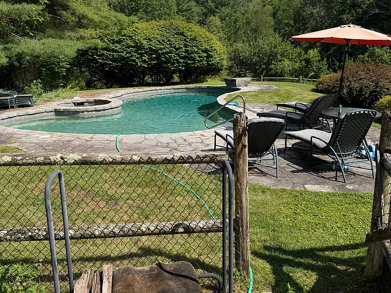 106 West Rd #NA — Photo 5