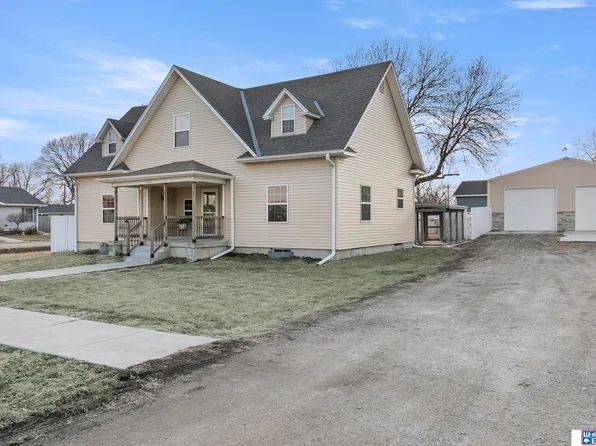 445 Ash St, Greenwood, NE 68366