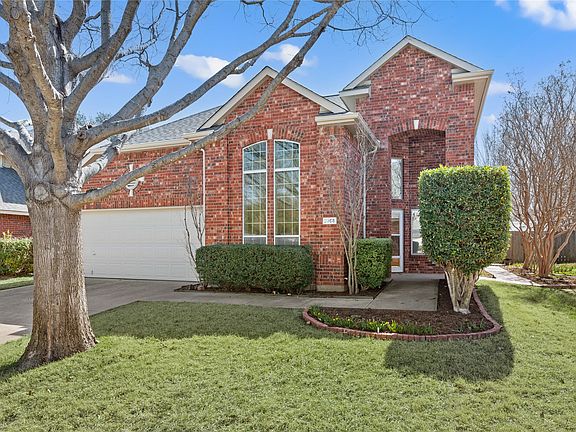 2nd image of 2705 Magnolia Ln